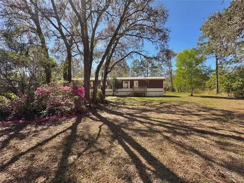 5200 W Richland Ln, Homosassa, FL 34446