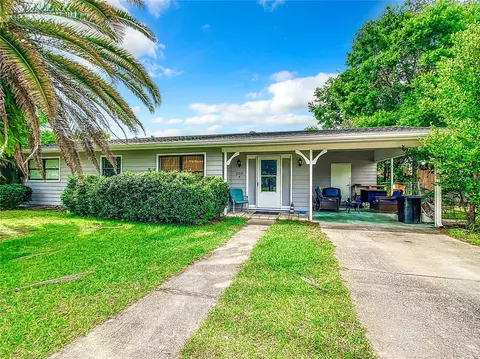 2105 W Greenway Pl, Citrus Springs, FL 34434