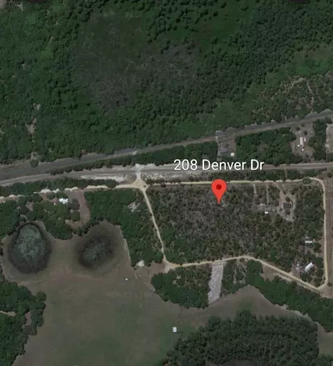 208 Denver Dr, Interlachen, FL 32148