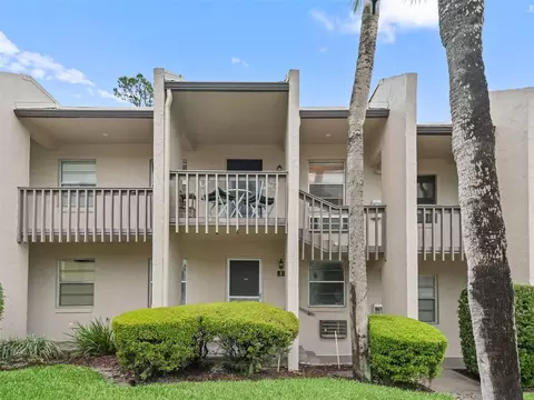 2437 NE 6th St #15, Ocala, FL 34470