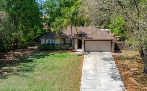 7930 N Hale Rd, Citrus Springs, FL 34434