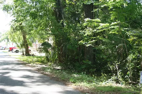6018 SE Cedar Rd, Belleview, FL 34420