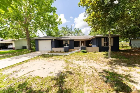 4 Silver Ct, Ocala, FL 34472