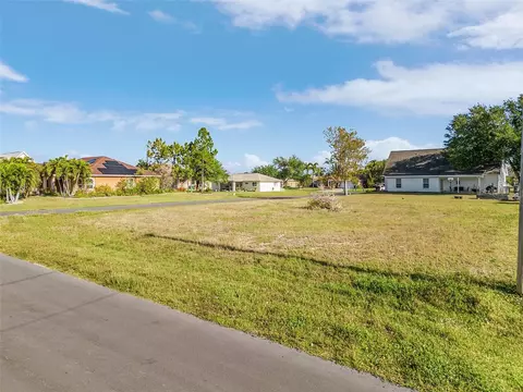 501 SE 24th St, Cape Coral, FL 33990