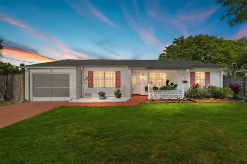 13 Cedar Trace Ln, Ocala, FL 34472