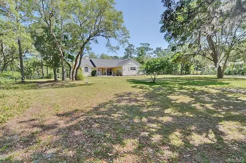 1821 W Begonia Dr, Beverly Hills, FL 34465