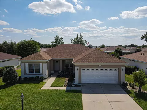 8738 SE 141st Lane Rd, Summerfield, FL 34491