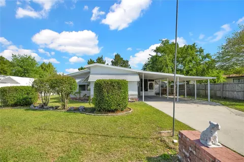 6805 NE 5th St, Ocala, FL 34470
