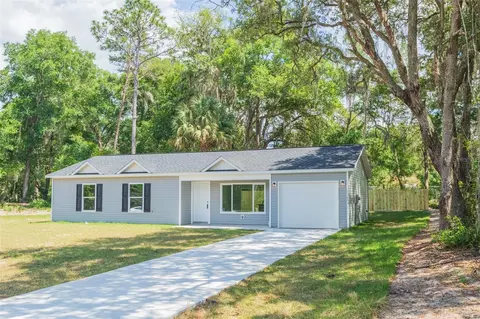 5915 SE 169 Ct, Ocklawaha, FL 32179