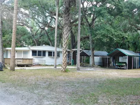 6589 E Channel Dr, Hernando, FL 34442