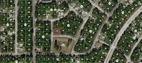 3785 W Capricorn Ln, Dunnellon, FL 34433