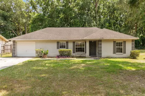 5516 NW 64th St, Ocala, FL 34482