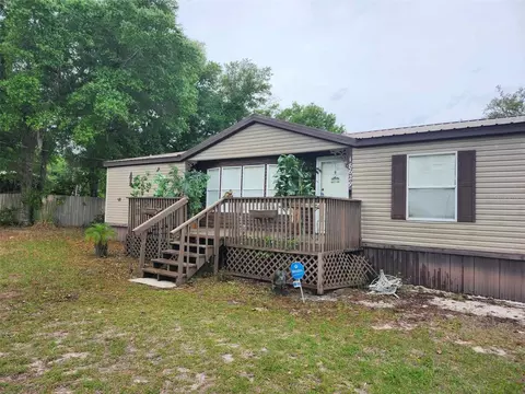 18629 SE 53rd Pl, Ocklawaha, FL 32179