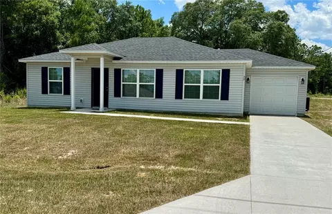 32 Malauka Radial Run, Ocklawaha, FL 32179