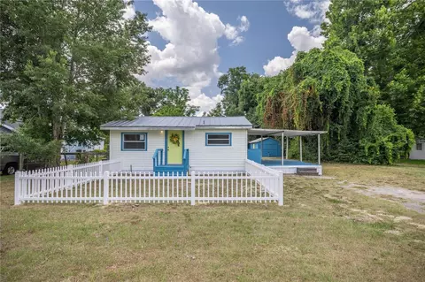 1840 NE 95th St, Anthony, FL 32617