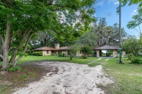 15669 SE 112th Ln, Ocklawaha, FL 32179