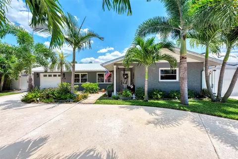 4531 Coral Blvd, Bradenton, FL 34210