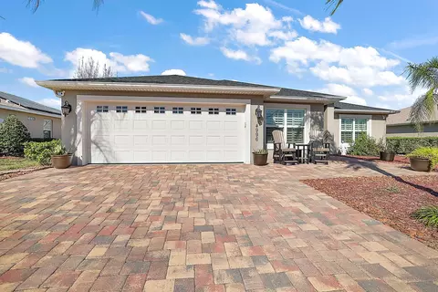 4996 Sandpiper Dr, Oxford, FL 34484