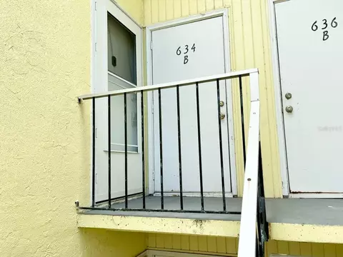 634 Fairways Cir #B, Ocala, FL 34472