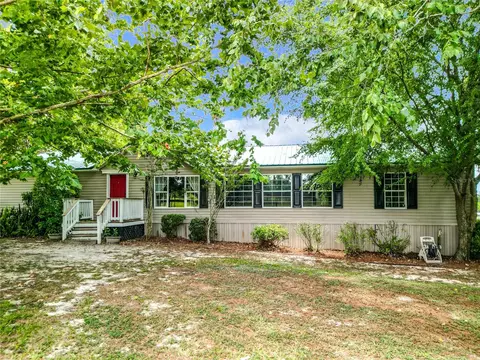 12668 SE 170th St, Weirsdale, FL 32195