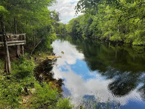 9579 N Auburn Pt, Dunnellon, FL 34434