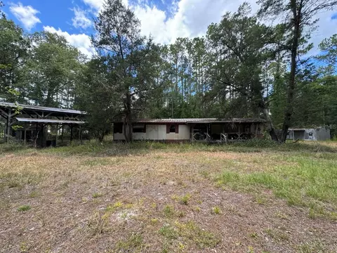 14051 NE 155th St, Fort Mc Coy, FL 32134