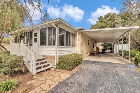 18707 SW 108th St, Dunnellon, FL 34432