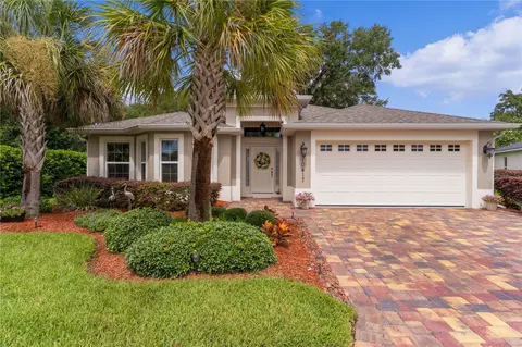 10417 Silver Maple Ave, Oxford, FL 34484