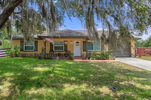 69 N Sheltering Oaks Dr, Inverness, FL 34453