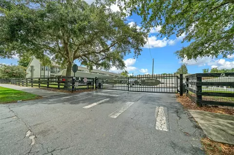 2935 NE 7th St #201, Ocala, FL 34470