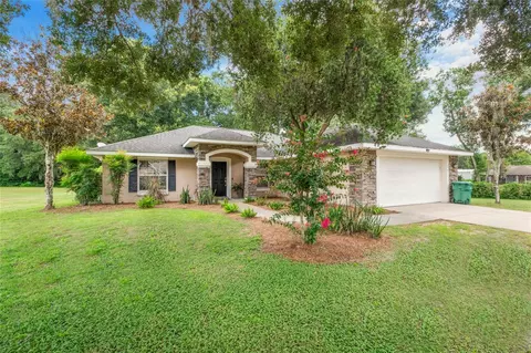 306 Brookstone Ln, Fruitland Park, FL 34731
