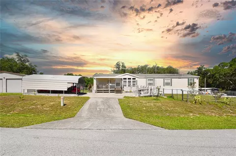 5840 SE 184th Ter, Ocklawaha, FL 32179