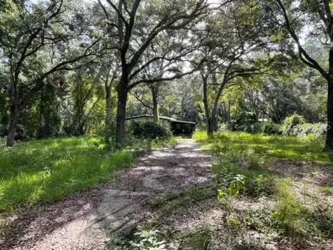 8749 SE 175th Ct, Ocklawaha, FL 32179