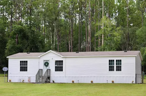 18517 SW 27th St, Dunnellon, FL 34432