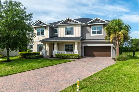 1056 Lakeside Estates Dr, Apopka, FL 32703