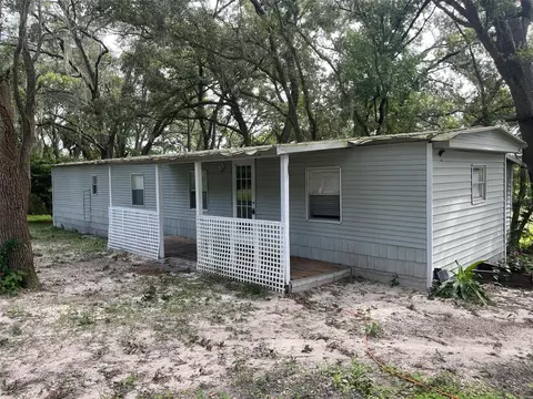 6535 SE 166th Ave, Ocklawaha, FL 32179