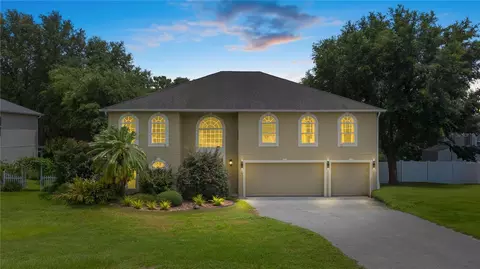 1111 Myrtle Lake View Dr, Fruitland Park, FL 34731