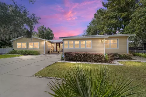 20925 River Dr, Dunnellon, FL 34431