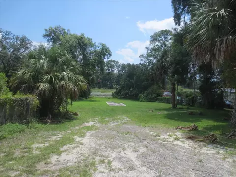 975 SE 163rd Avenue Rd, Silver Springs, FL 34488