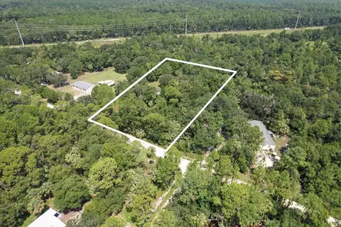 Se Debra Ave, Inglis, FL 34449