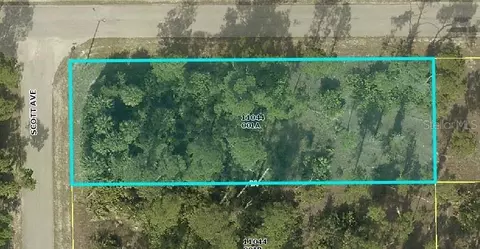 1126 Scott Ave, Lehigh Acres, FL 33972