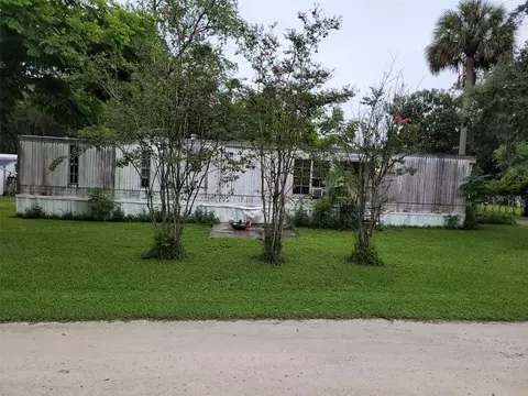 25075 NE 132nd St, Fort Mc Coy, FL 32134