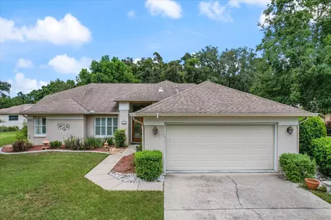 1 Salvia Ct, Homosassa, FL 34446