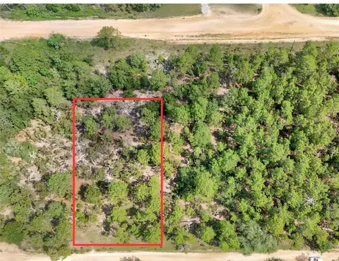 312 Shangri-la St, Interlachen, FL 32148
