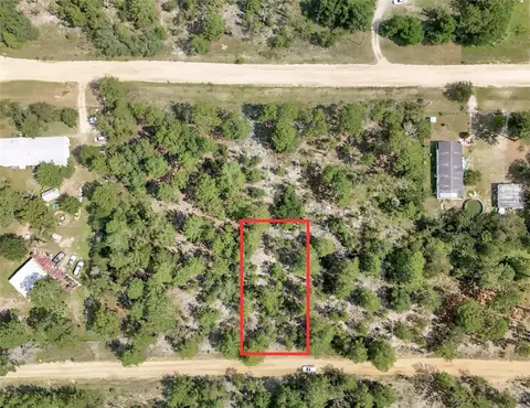 426 Shangri-la St, Interlachen, FL 32148
