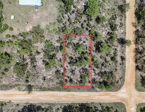 202 Nova Scotia St, Interlachen, FL 32148