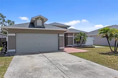 3113 Summer House Dr, Valrico, FL 33594