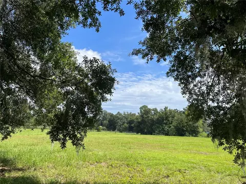SE 150th St, Summerfield, FL 34491