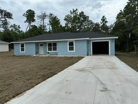 8 Spruce Loop Way, Ocala, FL 34472