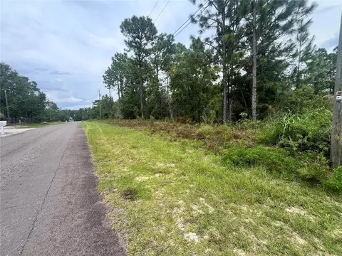 7587 N Galt Pt, Citrus Springs, FL 34434